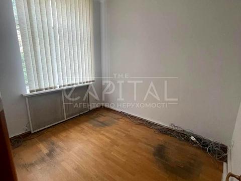 комерційна за адресою Січових Стрільців вул. (Артема), 77