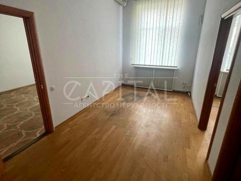 комерційна за адресою Січових Стрільців вул. (Артема), 77