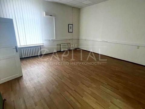 комерційна за адресою Січових Стрільців вул. (Артема), 77