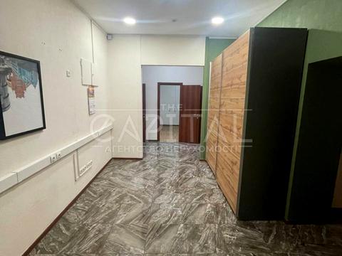 комерційна за адресою Січових Стрільців вул. (Артема), 77