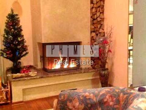 дом по адресу Київська вул.