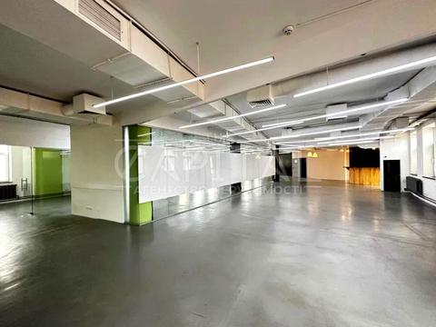 комерційна за адресою Лесі Українки бульв., 23