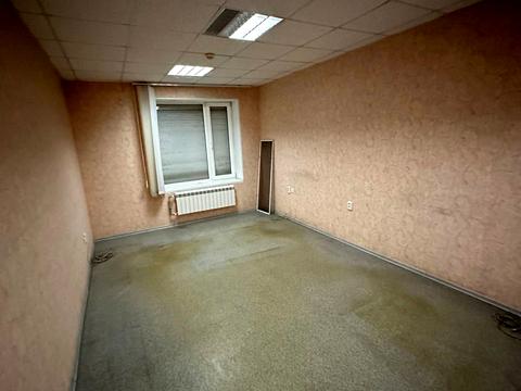 комерційна за адресою Київська, 12