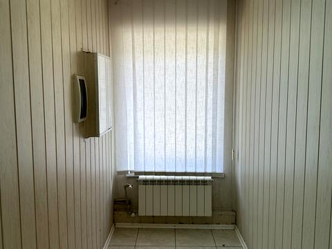 комерційна за адресою Київська, 12