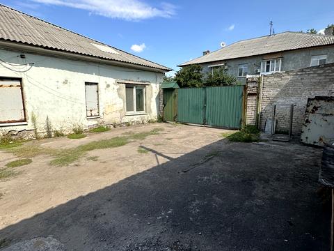 комерційна за адресою Київська, 12