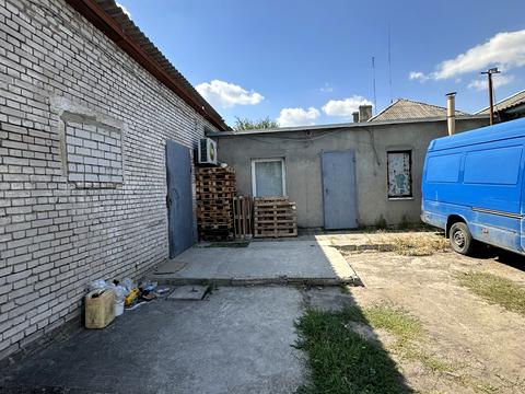 комерційна за адресою Київська, 12