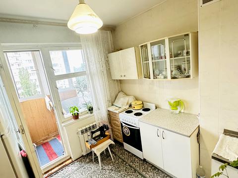 квартира за адресою Князя Володимира Великого просп., 90