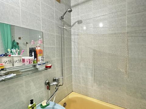 квартира за адресою Князя Володимира Великого просп., 90