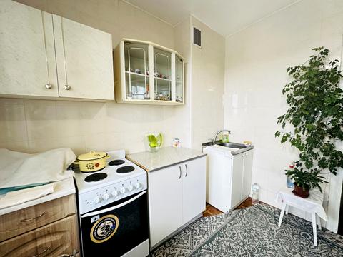 квартира за адресою Князя Володимира Великого просп., 90