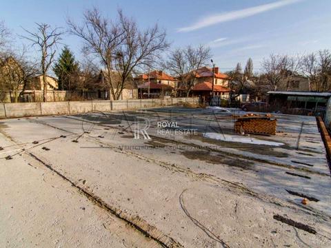 участок по адресу Мрии ул. (Академика Туполева)