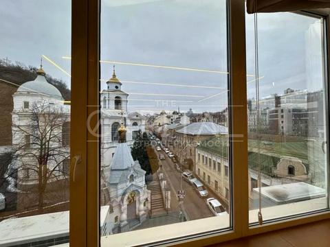 коммерческая по адресу Верхній Вал ул., 2