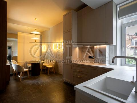 комерційна за адресою Київ, Еспланадна вул., 32-В