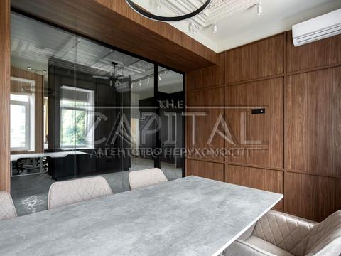 комерційна за адресою Київ, Еспланадна вул., 32-В