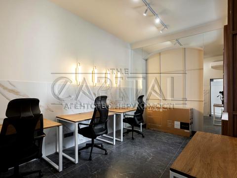 комерційна за адресою Київ, Еспланадна вул., 32-В