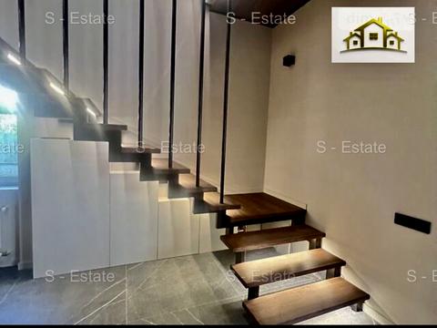 дом по адресу 1-ый Лазковский въезд