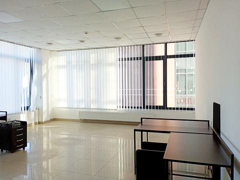 коммерческая по адресу Павла Тычины ул., 3