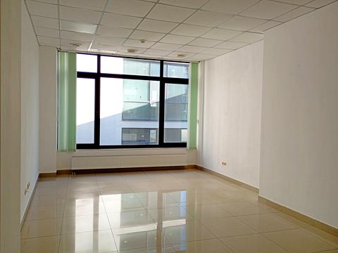 коммерческая по адресу Павла Тычины ул., 3