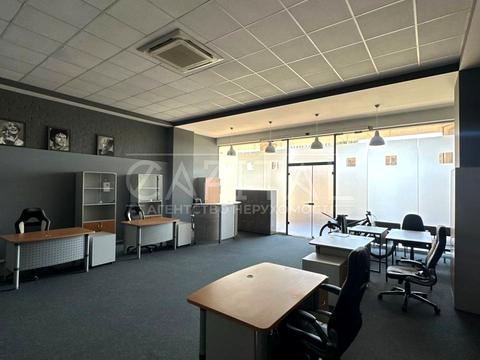 коммерческая по адресу Жилянская ул., 59