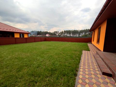 будинок за адресою Святкова вул.