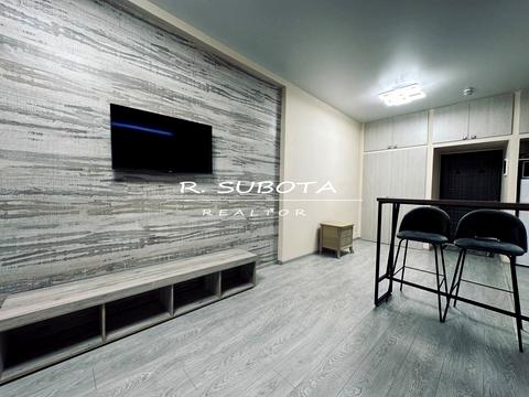 квартира за адресою Володимира Моссаковського вул. (Клари Цеткін), 3