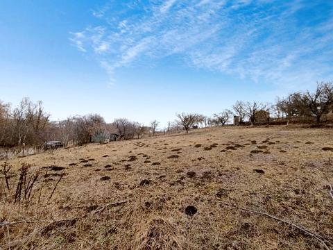 участок по адресу 1-й  Мрії проезд