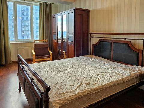 квартира по адресу Днепровская набережная ул., 1-А