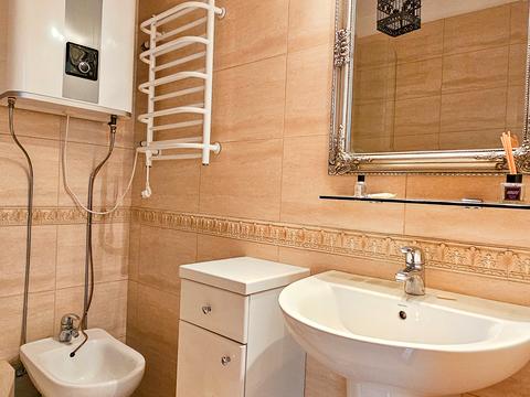 квартира по адресу Днепровская набережная ул., 1-А