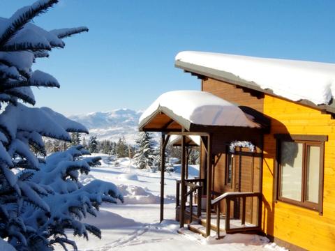 будинок за адресою с. Яблуниця, Ланарівка, 2