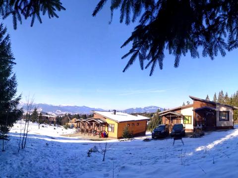 будинок за адресою с. Яблуниця, Ланарівка, 2