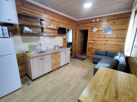 будинок за адресою с. Яблуниця, Ланарівка, 2