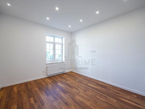 квартира за адресою Григорія Кочура вул. (Олександра Пироговського), 19/8