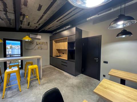 комерційна за адресою Велика Васильківська вул. (Червоноармійська), 55б