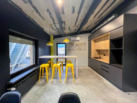 комерційна за адресою Велика Васильківська вул. (Червоноармійська), 55б