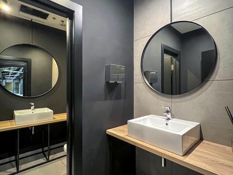 комерційна за адресою Велика Васильківська вул. (Червоноармійська), 55б