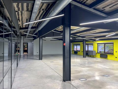 комерційна за адресою Велика Васильківська вул. (Червоноармійська), 55б