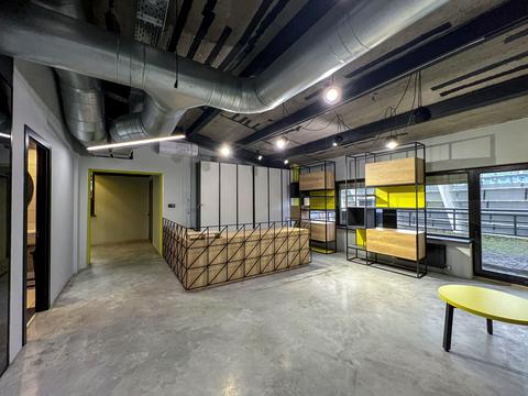 комерційна за адресою Велика Васильківська вул. (Червоноармійська), 55б