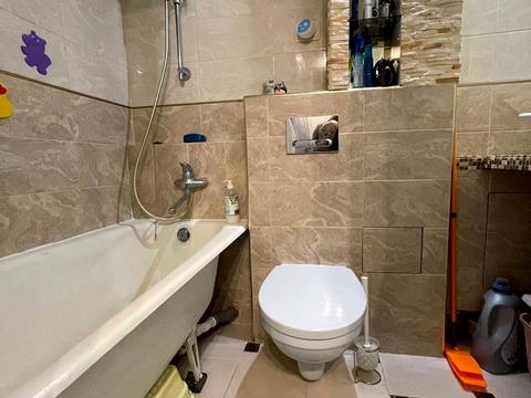 квартира за адресою Жуля Верна бульв. (Ромена Роллана), 4-Г