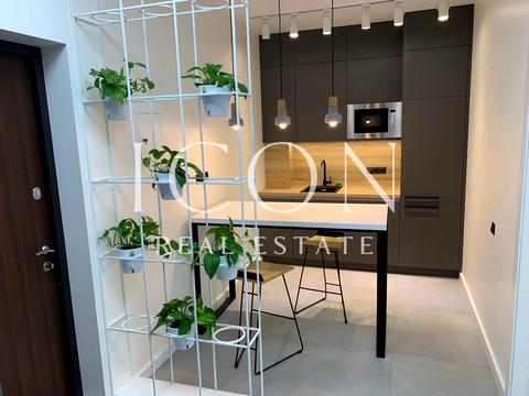 коммерческая по адресу Calle Dilova ул. (Димитрова), 1/2