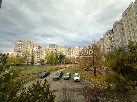 квартира за адресою Рональда Рейгана вул., 10