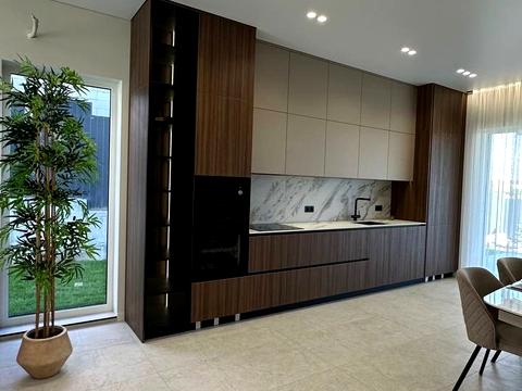 будинок за адресою Вишнева вул.