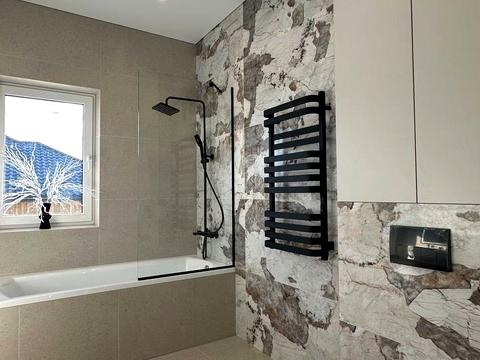 будинок за адресою Вишнева вул.