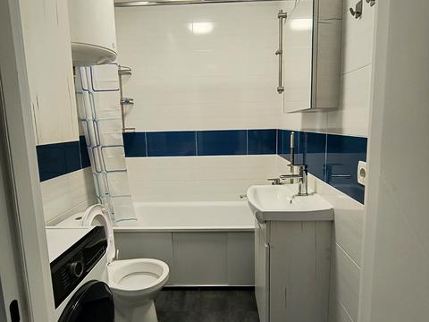 квартира за адресою Віктора Некрасова вул. (Північно-Сирецька), 12-А