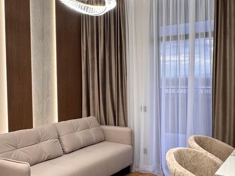 квартира за адресою Олександра Хіри вул., 19