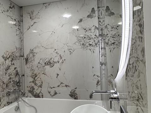 квартира за адресою Олександра Хіри вул., 19