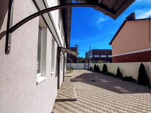 будинок за адресою Богдана Хмельницького бульв.