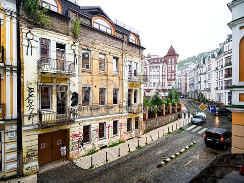 коммерческая по адресу Воздвиженская ул., 42