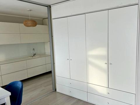 квартира за адресою Білогірська вул., 18