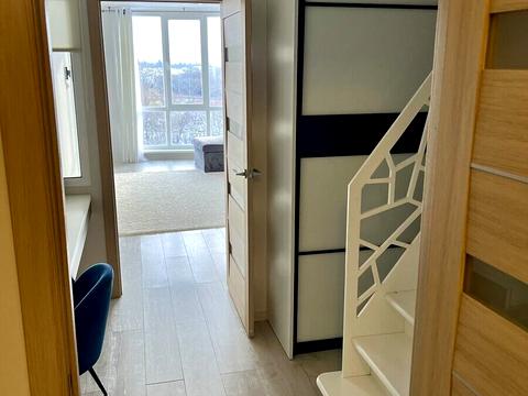 квартира за адресою Білогірська вул., 18