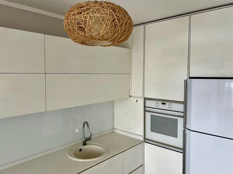 квартира за адресою Білогірська вул., 18