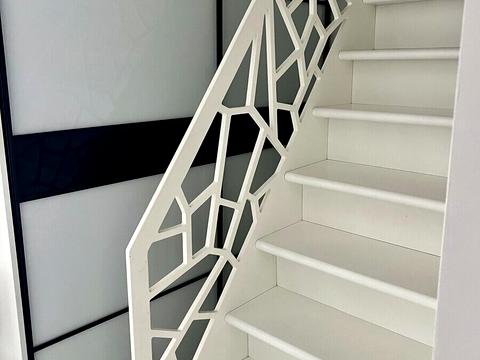 квартира за адресою Білогірська вул., 18